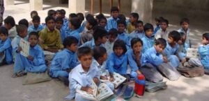 sindh schools no furniture